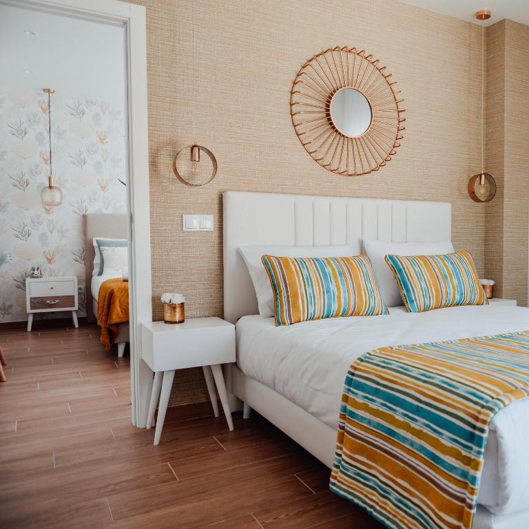 Yellow Sweet Home - Maria e Beatriz photo 2