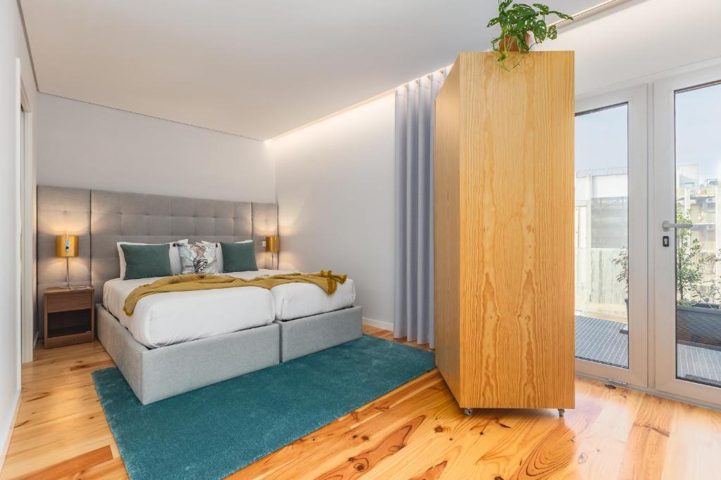 Urban Oasis Six Suites Apts Porto photo 2