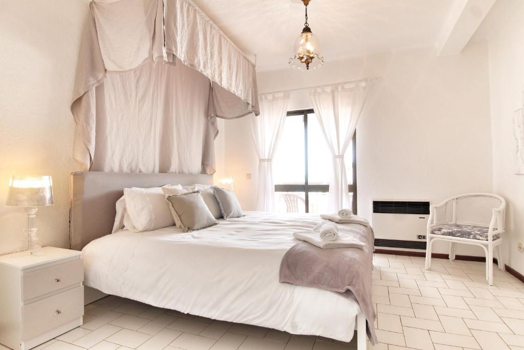 Rustic Beach House at the Cliff T3 | C218 photo 2