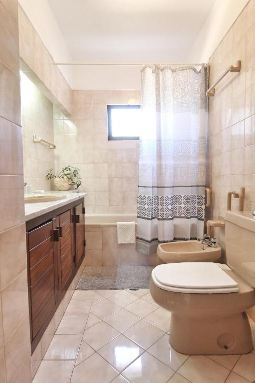 Rustic Beach House at the Cliff T3 | C218 photo 3