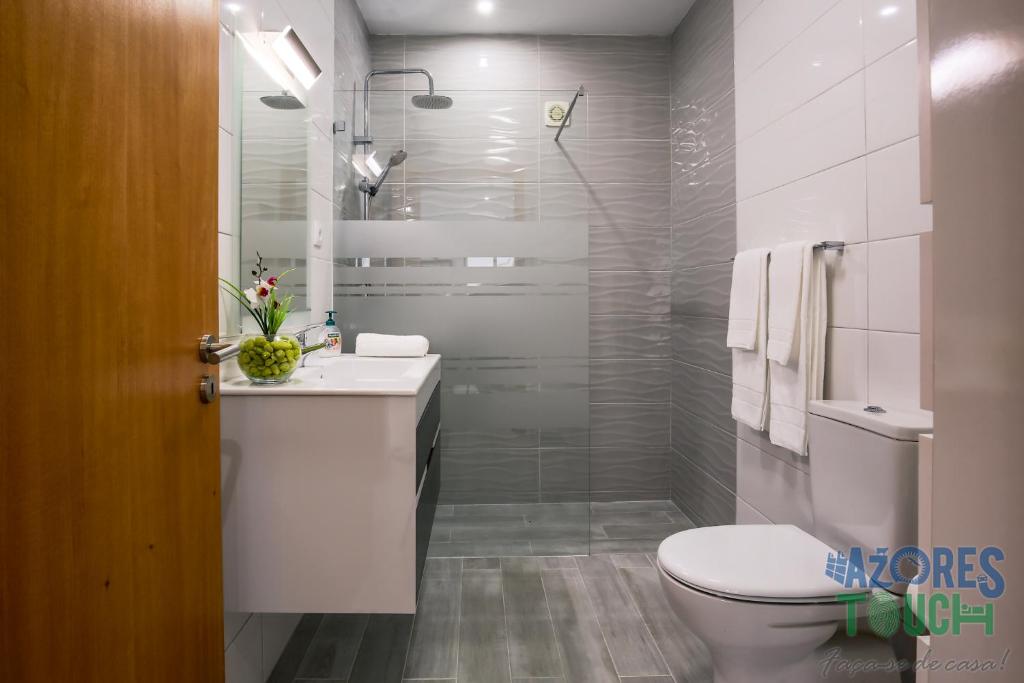 Silver Gate Home photo 3