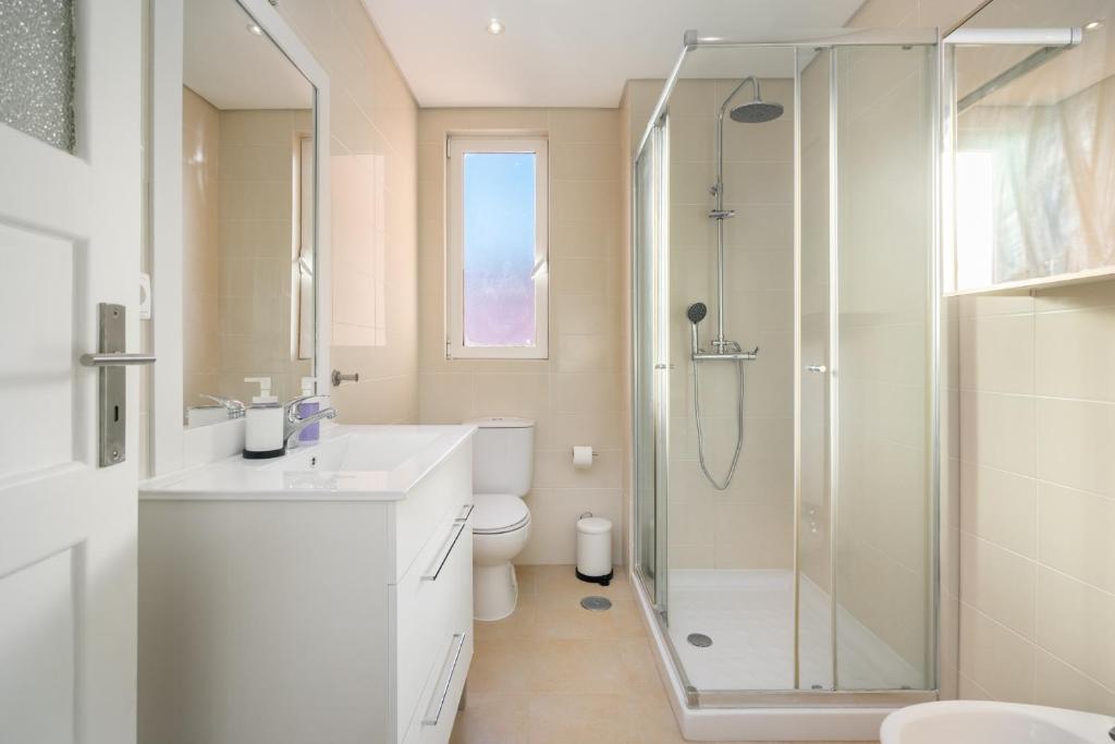 WHome Hideaway Family Apartment #3 photo 3