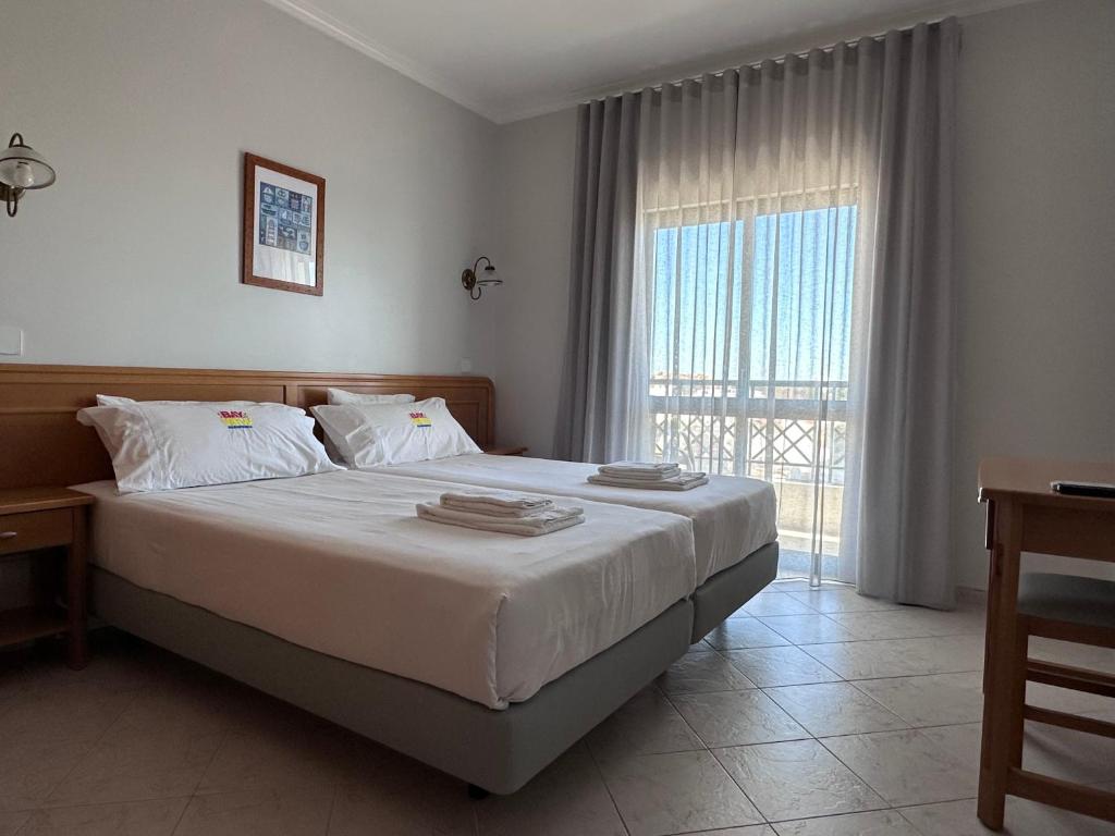 Sunset Haven in Albufeira - Short walk to Oldtown photo 2
