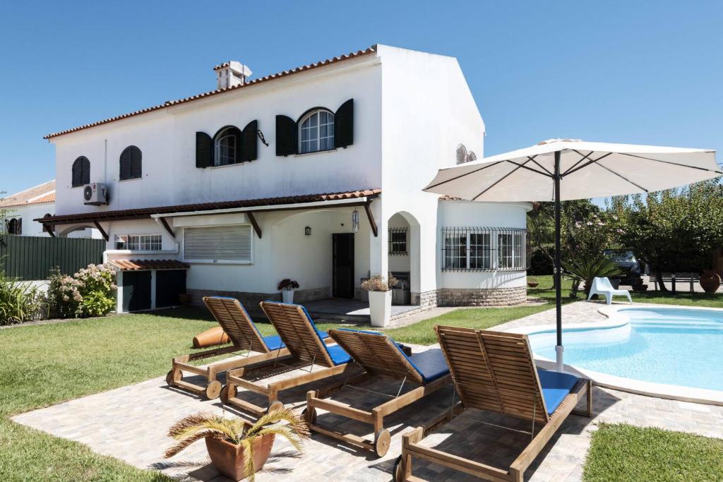 Sesimbra Stylish Villa by Homing — photo 1