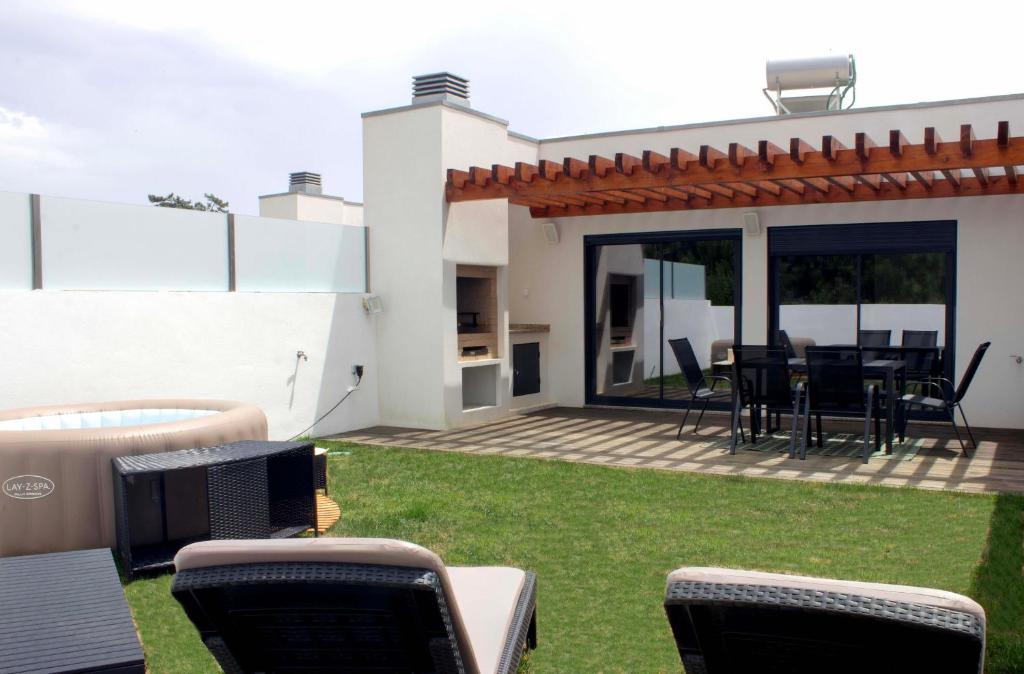 Torreira Beachside House — photo 1