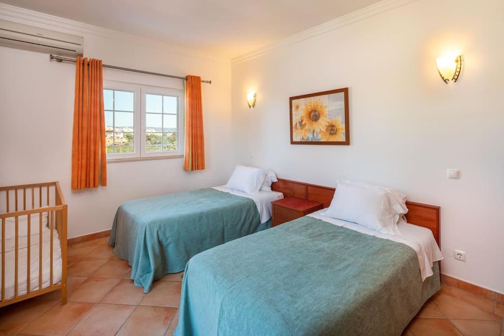 4 Bed Private Villa Ribeiro II with heated pool photo 2