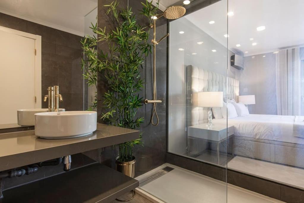 Seaview Luxury Apartment photo 3