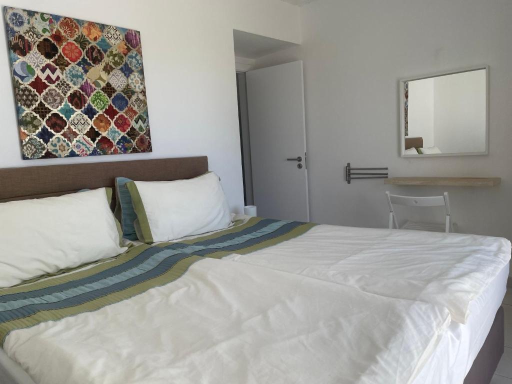 1C Waterside with Shared Pool photo 2