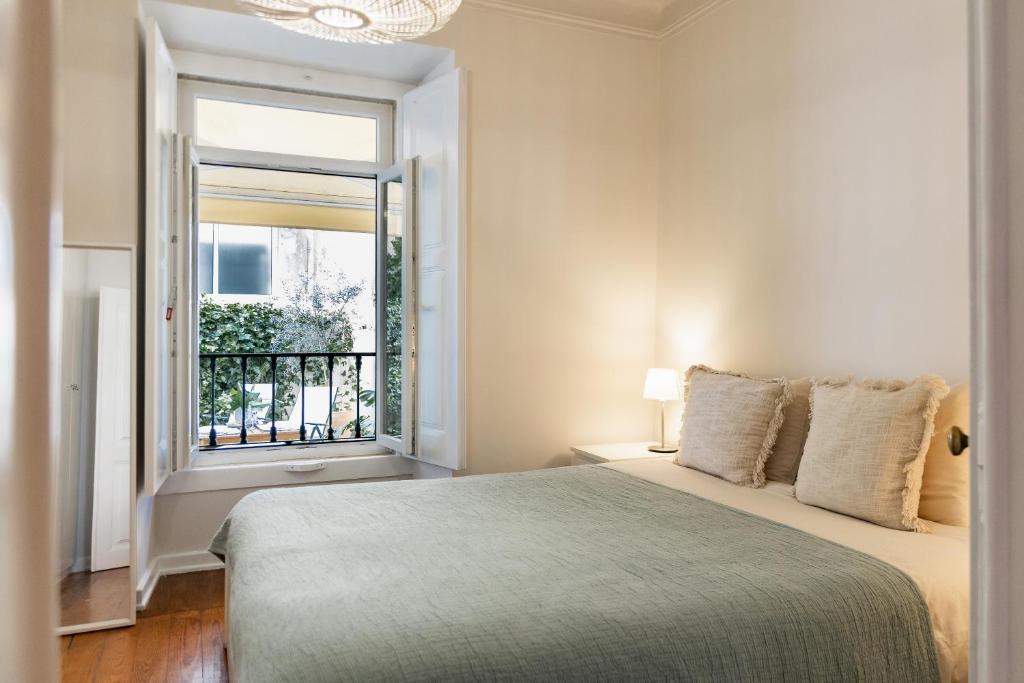 SUNNY PATIO Apartment photo 2