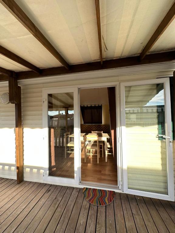 Surya's Bungalow photo 3