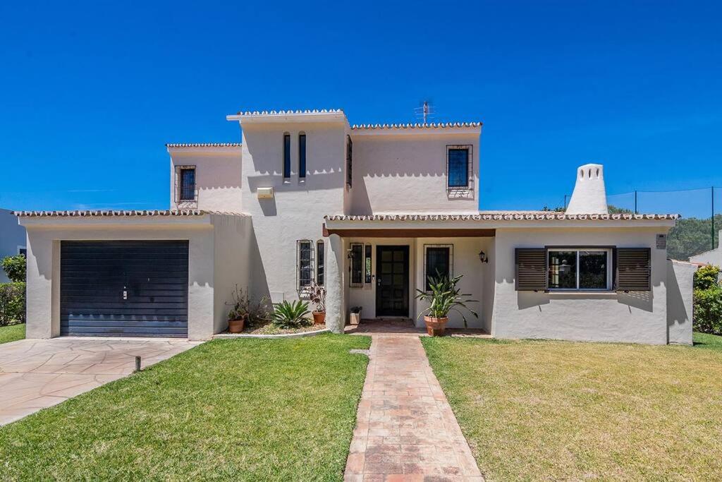 Sunny Vilamoura Golf Villa with Private Pool — photo 1