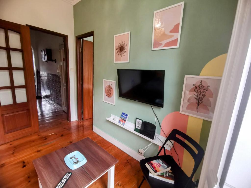 Tradicional Portuguese Apartment photo 3