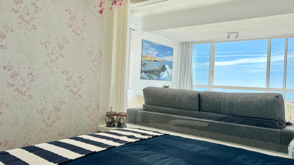 Sun & Sea 706 photo 2