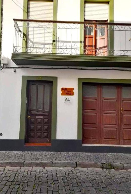 Rose Street House — photo 1
