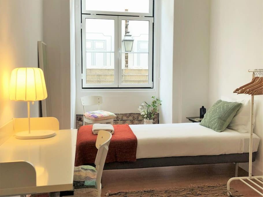 SJ1E Heart of BAIXA with NEW A/C Spacious Friendly photo 2