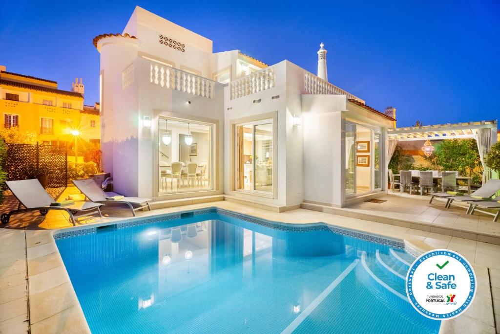 WHome | Prime Hideaway Luxury Villa — photo 1