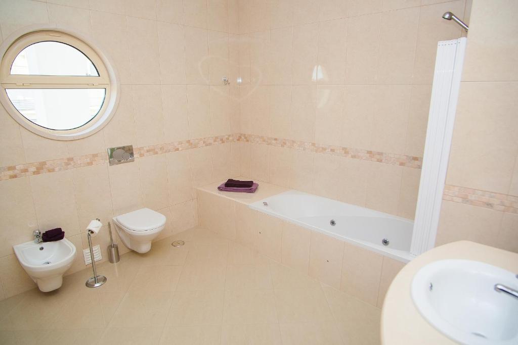Sea View Penthouse in Albufeira photo 3