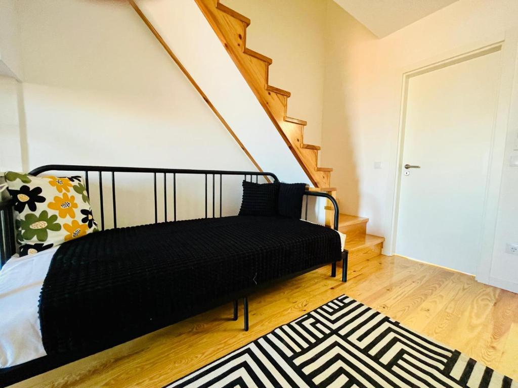 The Sarmento House - NO 2D - Historical Two-Bedroom Apartment photo 3