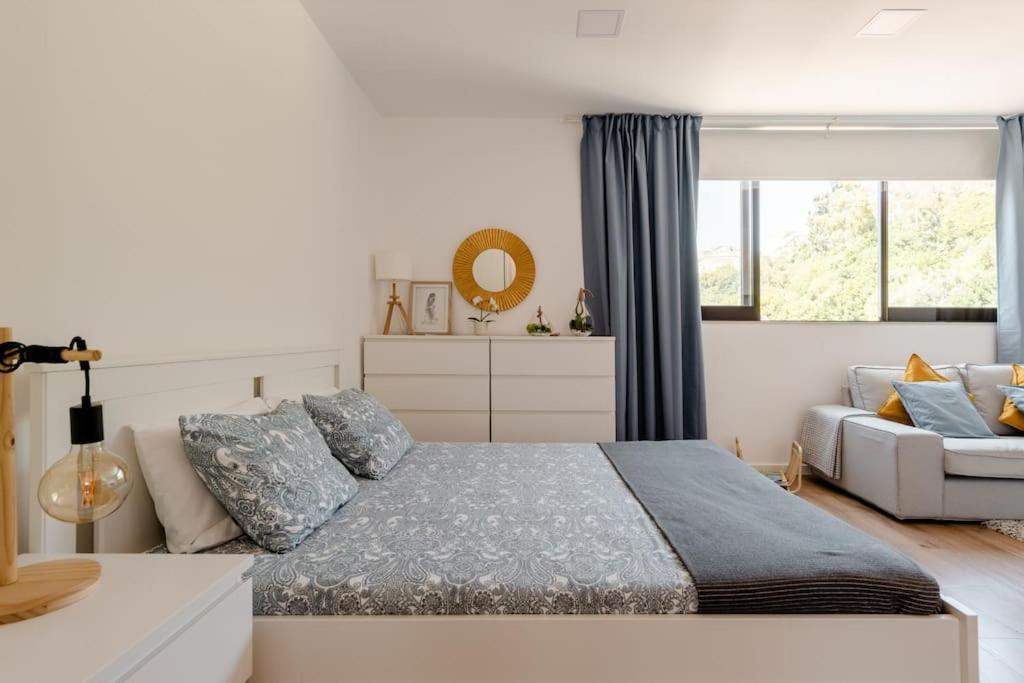 Stylish and Elegant Studio - Best View and Location in Coimbra Downton — photo 1
