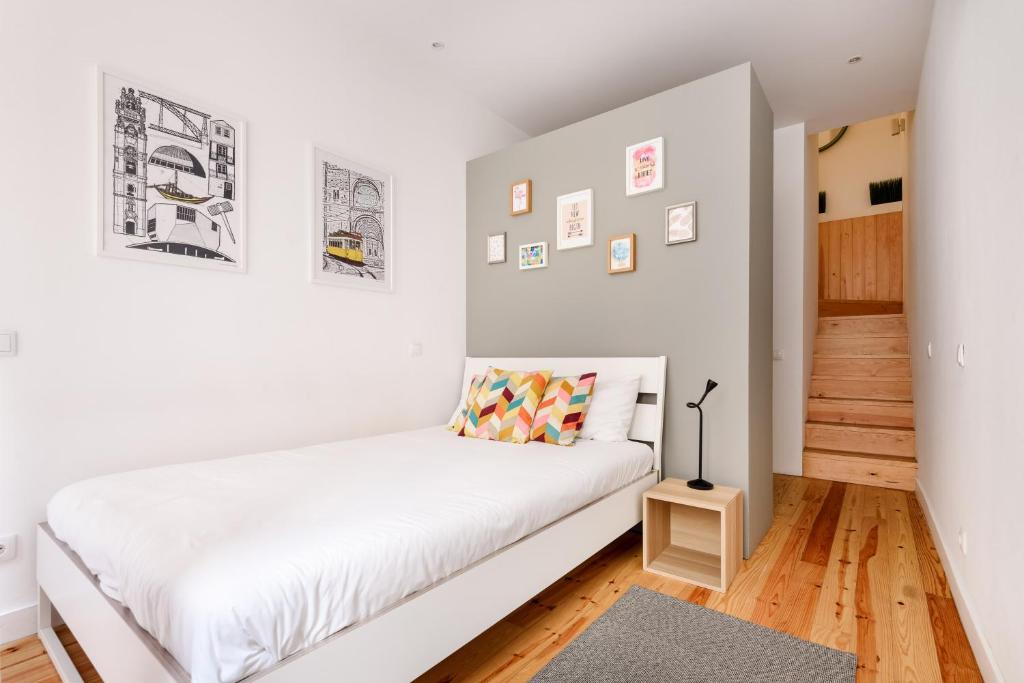 Spacious Duplex in Porto's Downtown • A/C photo 2