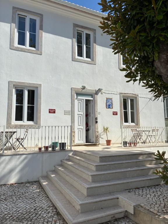 Sintra Flower Vintage Chalet — photo 1