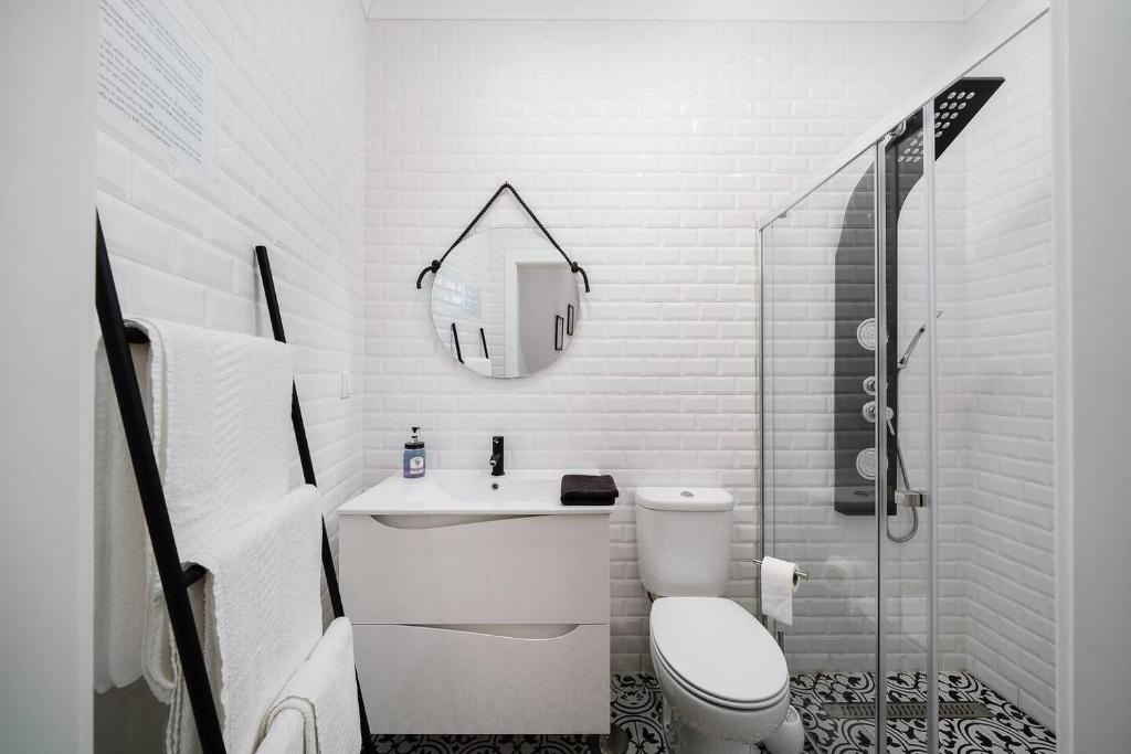 Stylish apartment old town photo 3