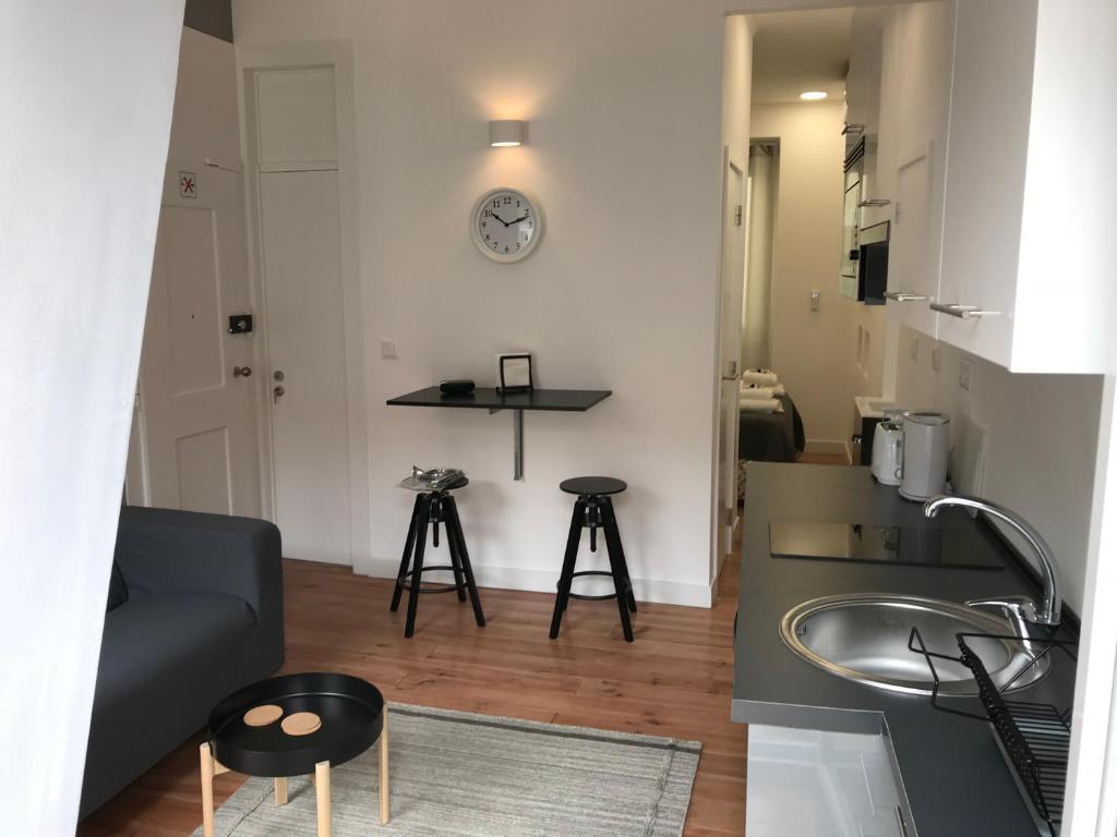 The George Flat photo 3