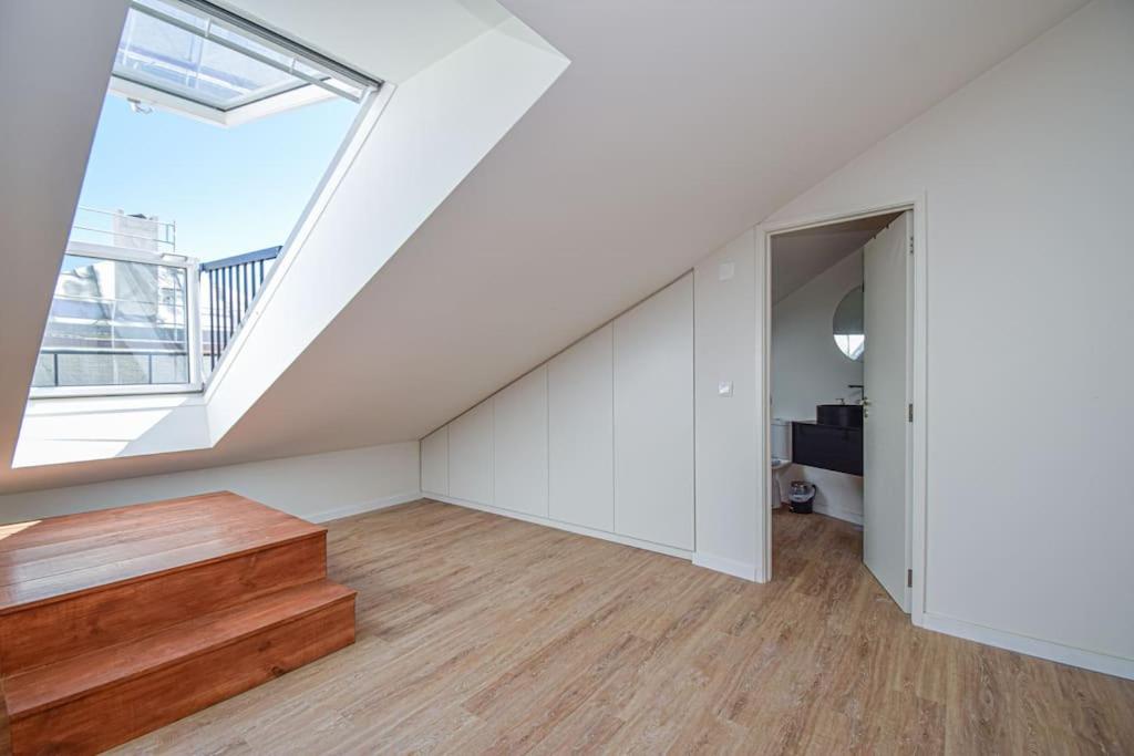 Stylish Lisbon Apartment Central photo 2