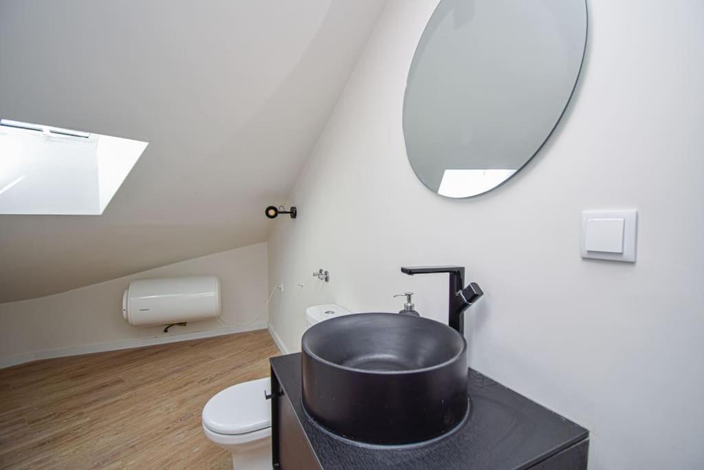 Stylish Lisbon Apartment Central photo 3