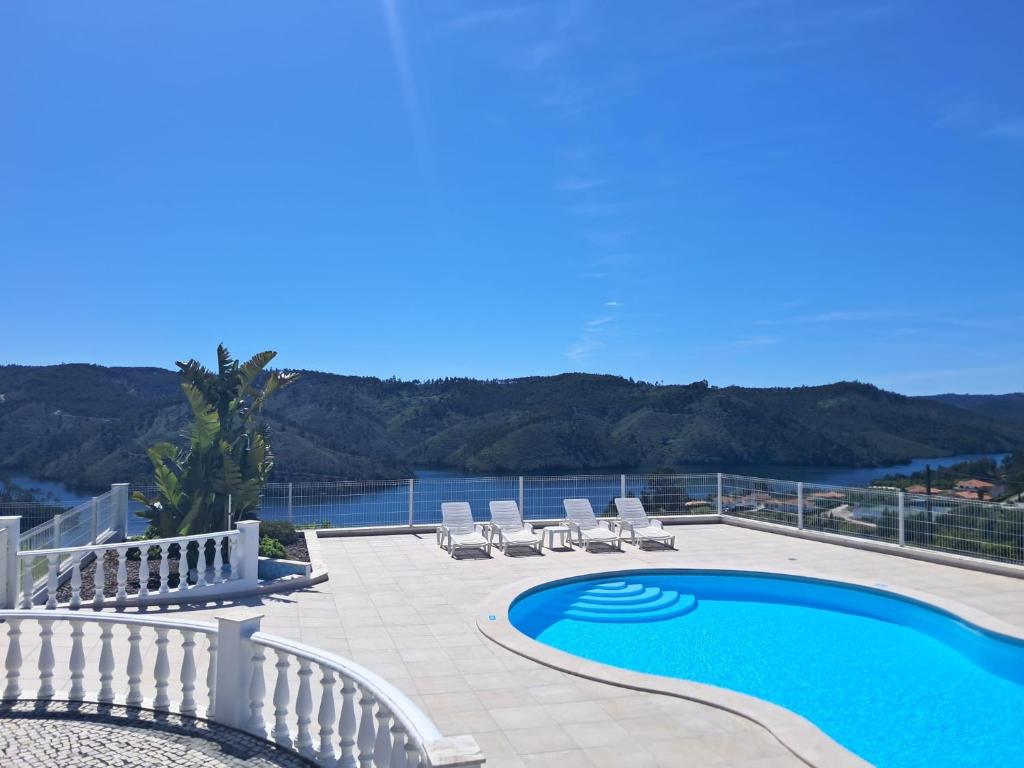 Lago Azul Villas — photo 1