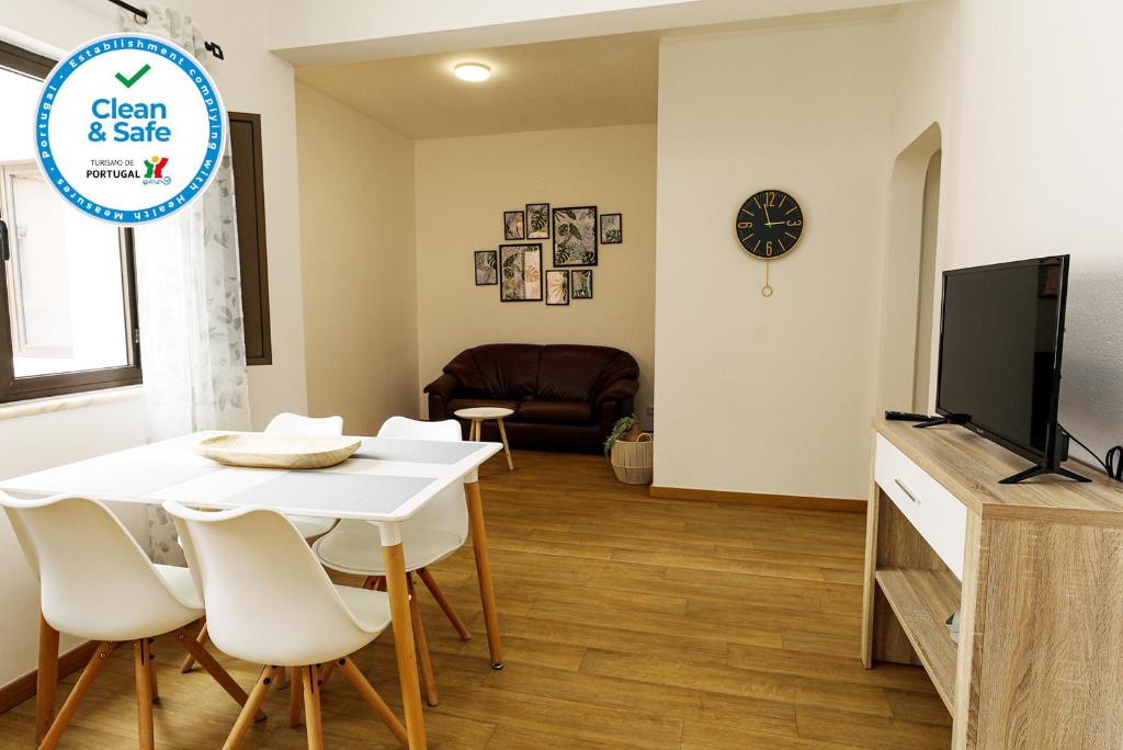 Booking.com: Hotels in Odiáxere. Book your hotel now! — photo 1