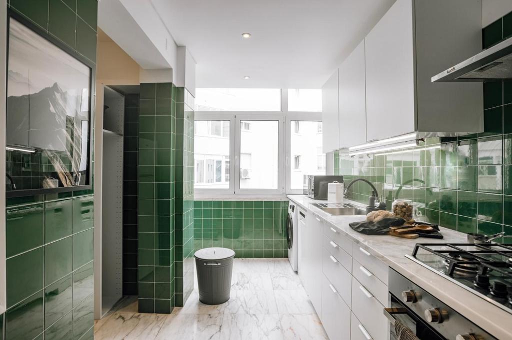Sabarros - 2 bedrooms in Alvalade photo 3
