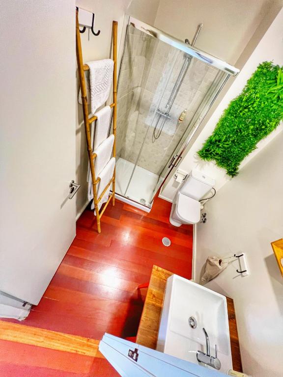 Largo das Flores Suites by Double Ninety Stays photo 3