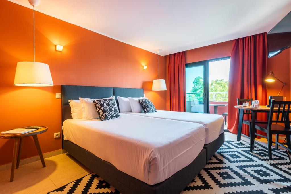 Topazio Vibe Beach Hotel & Apartments - Adults Friendly photo 2