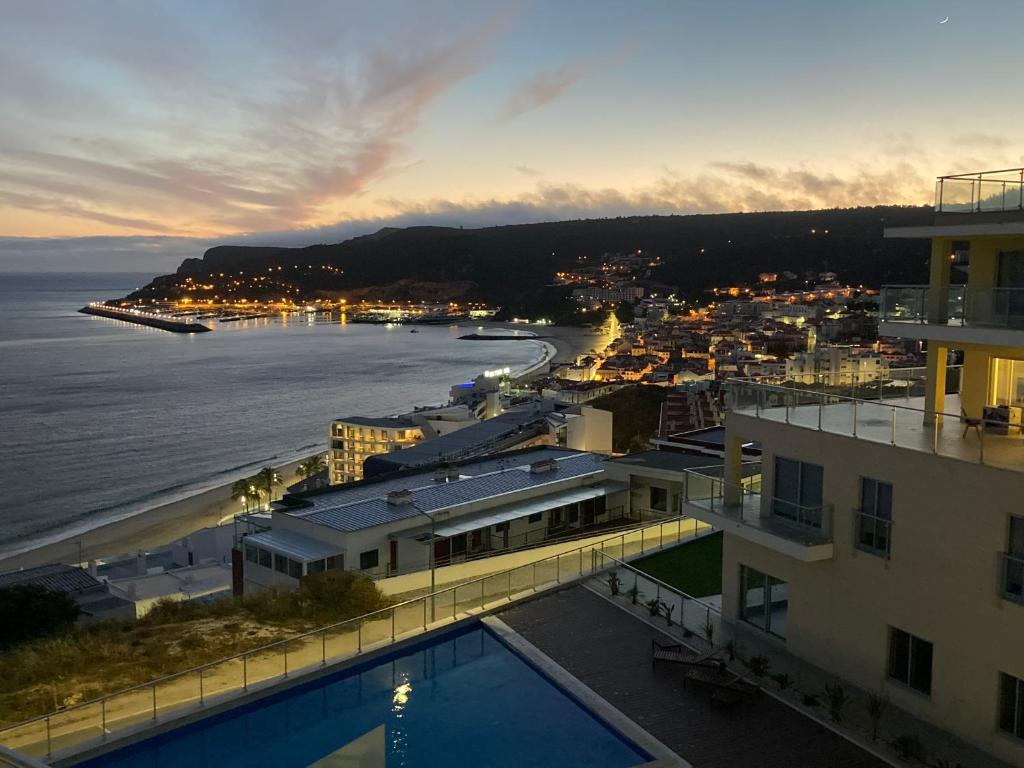 Sesimbra by the sea — photo 1