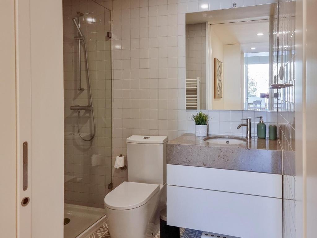 Spacious flat with private terrace and shared pool photo 3