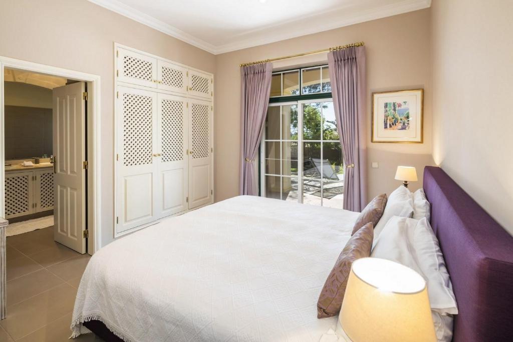 Sera - Luxury 3 bedroom apartment with pool photo 2