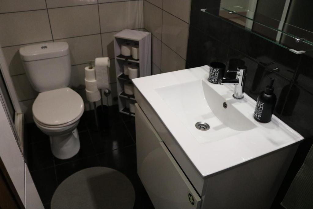 Spot Matur Apartment photo 3