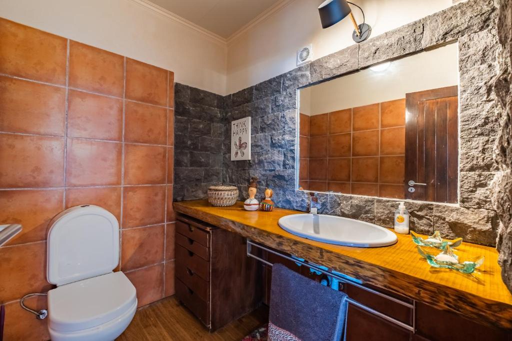 São Jorge Cottage - By WeHost photo 3
