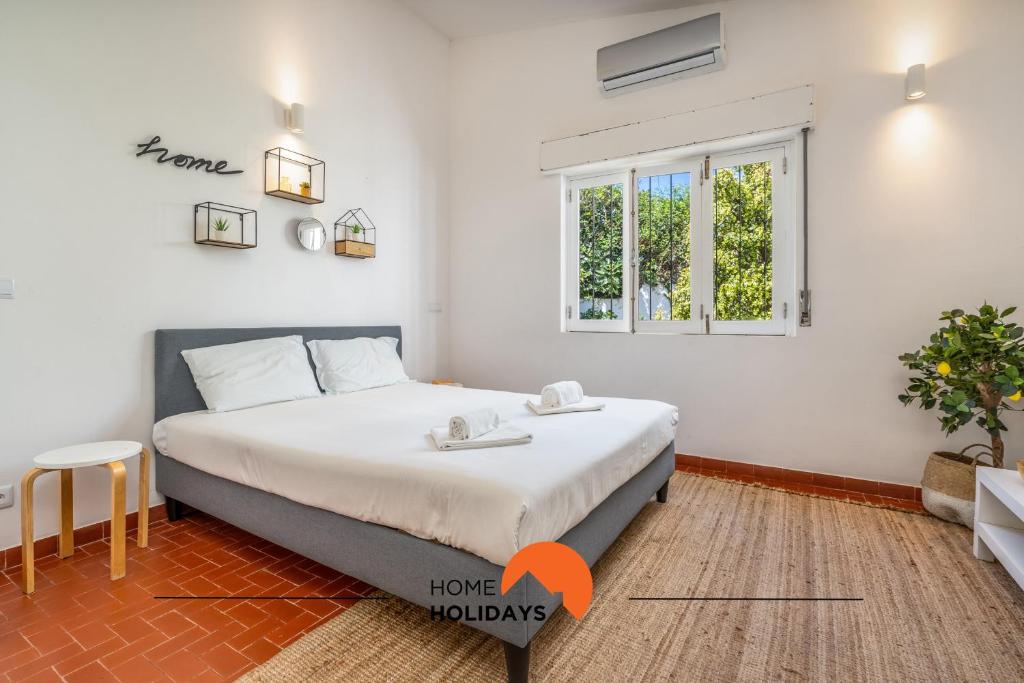 #062 Villa Lemon 3 by Home Holidays photo 2