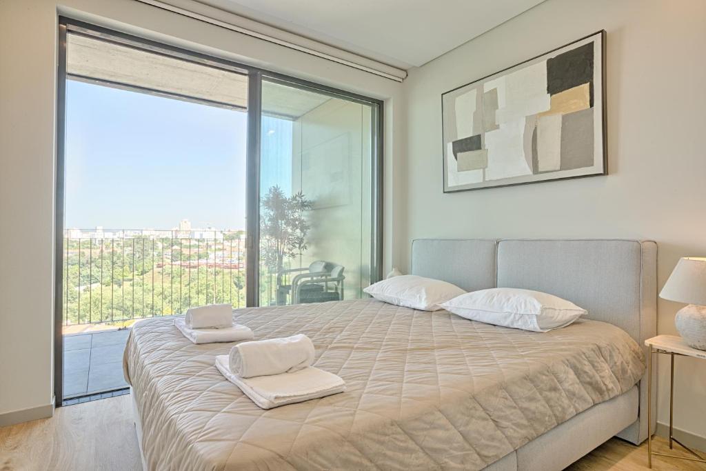 Brand New Luxurious Ap T2 - Amazing View- with garage photo 2