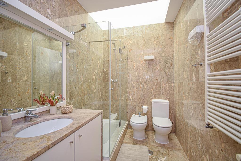 Spacious VIlla with Swiming Pool and Terrace photo 3