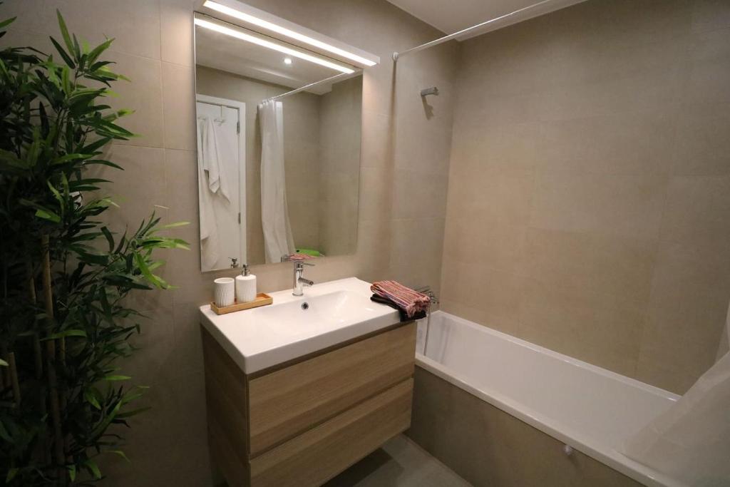 Treetops Lisbon Apartment photo 3