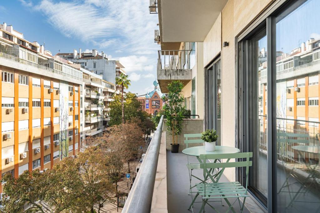 Succeed Campo Pequeno Apartments — photo 1