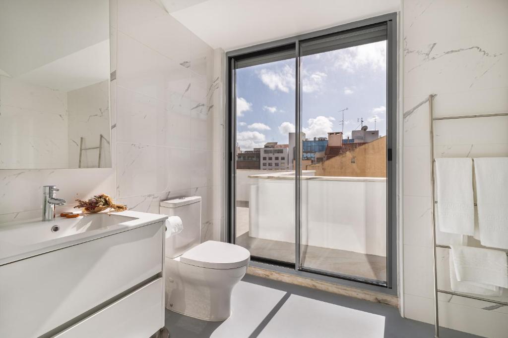 Succeed Campo Pequeno Apartments photo 3