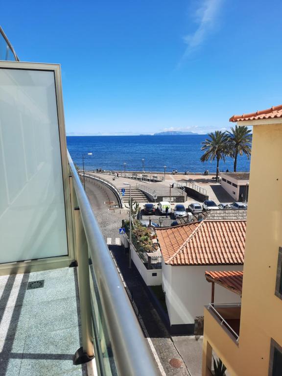 Sunny Beach Machico Apartment by Holiday Rental Madeira photo 2