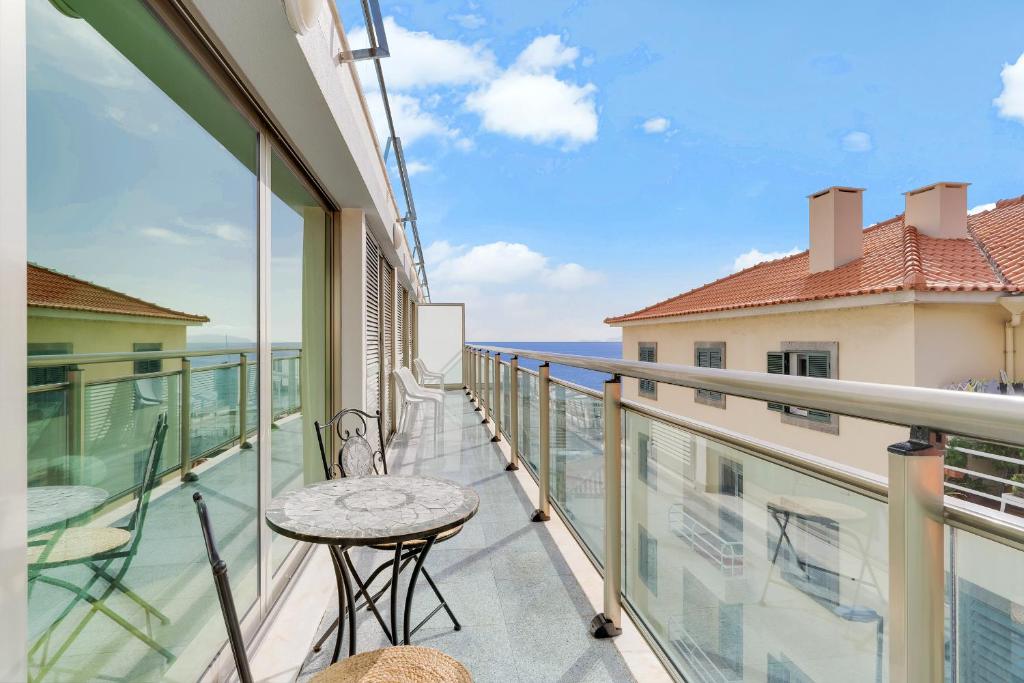 Sunny Beach Machico Apartment by Holiday Rental Madeira photo 3