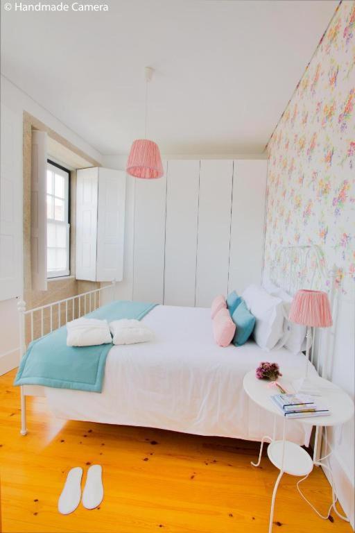 Charming Apartments in Historic Centre - Inside Porto Apartments "Flores" photo 2