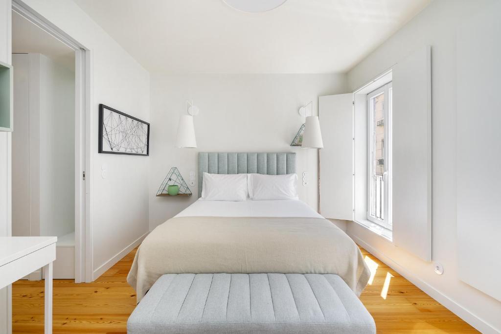 WHome Top Floor w Luxury Design Premium Location — photo 1