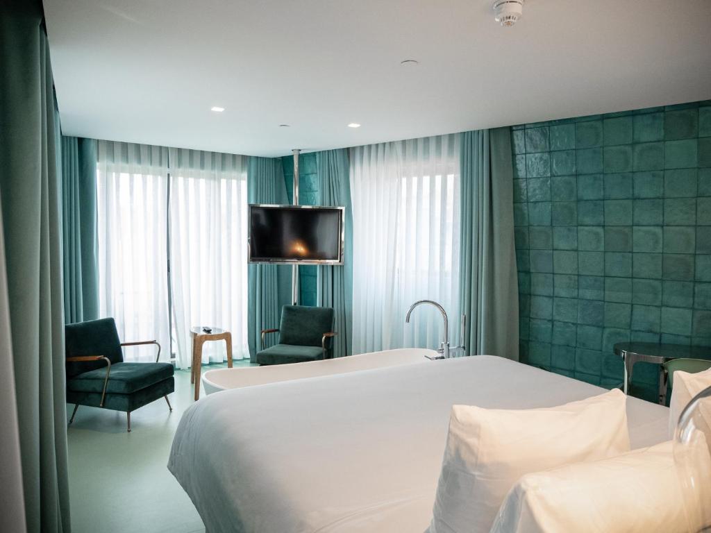 WC by The Beautique Hotels photo 2